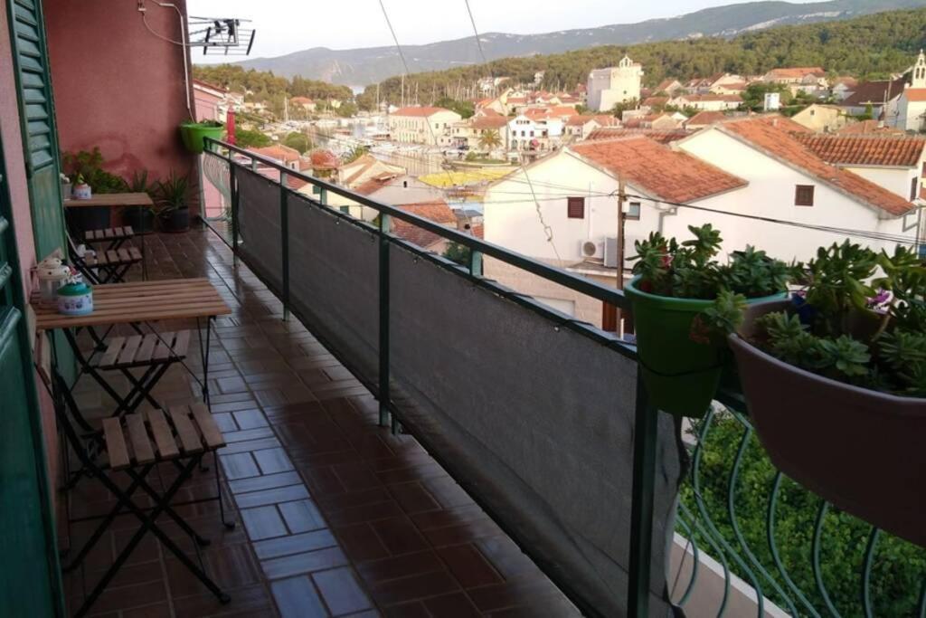 Apartament Nada Vrboska